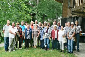 Ravazdi Nyugdíjas Klub borítóképe