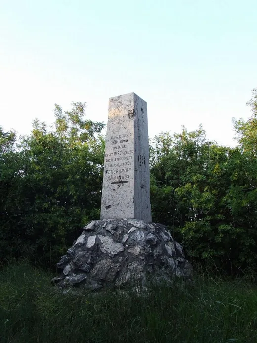 'Millenniumi Erdész Emlékmű' cikk borítóképe